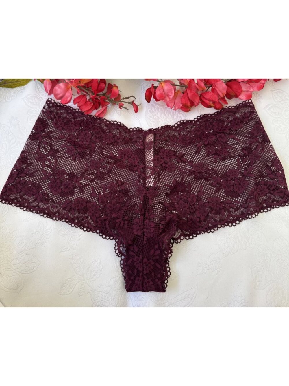 VICTORIA'S SECRET M WINE DARK PURPLE SHORTIE LACE PANTIES NWT $25